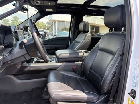 Used 2025 Ford F150 Lariat AWD/4WD image 19