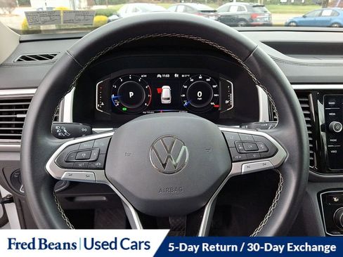 Certified 2022 Volkswagen Atlas SE w/ Panoramic Sunroof Package image 21