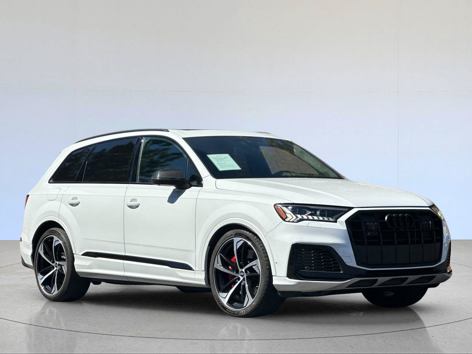 Used 2023 Audi SQ7 Prestige w/ Prestige Package AWD/4WD image 8