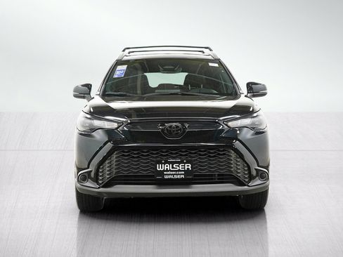 Used 2024 Toyota Corolla Cross AWD Hybrid w/ Moonroof Package image 8