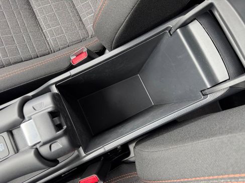 Used 2025 Honda HR-V Sport image 29