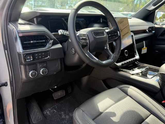 New 2026 GMC Yukon Denali RWD image 14