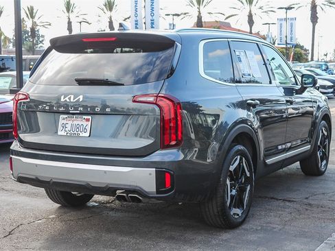 Used 2023 Kia Telluride S image 9