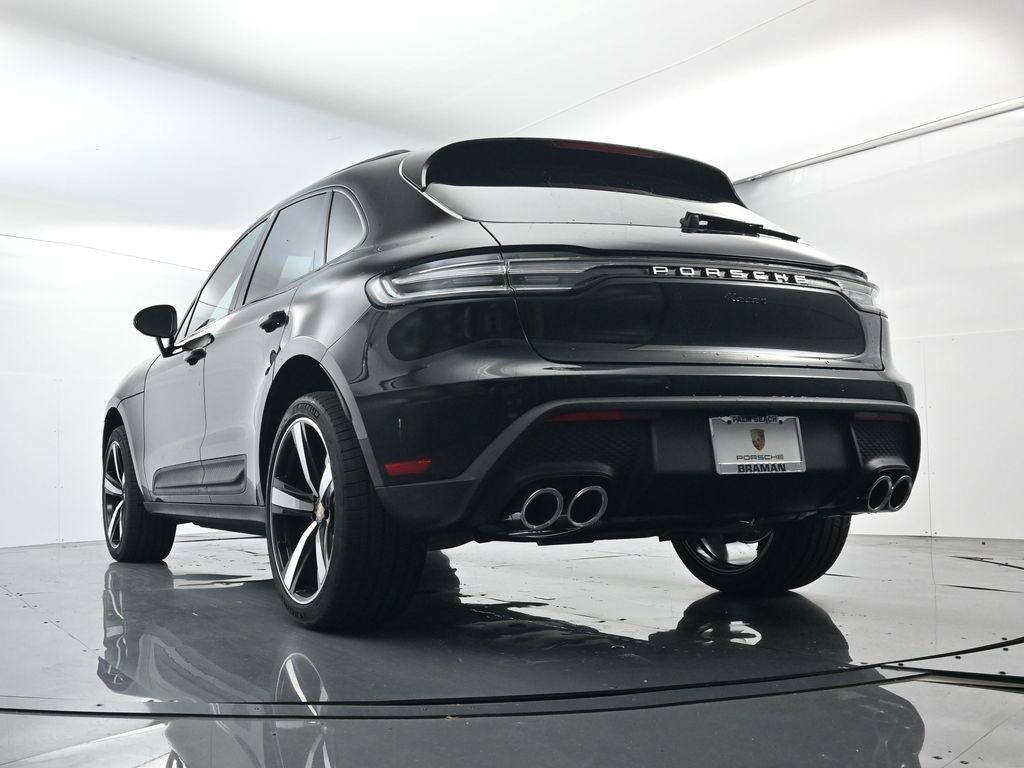 Certified 2026 Porsche Macan AWD/4WD image 46