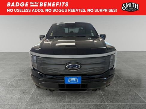 Used 2023 Ford F150 Lightning Lariat w/ Equipment Group 511A High image 3