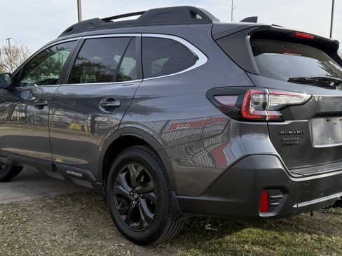 Used 2021 Subaru Outback Onyx Edition XT w/ Popular Package #2 image 6