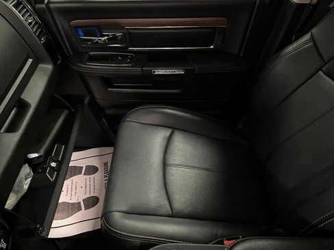 Used 2018 RAM 2500 Laramie w/ Sport Appearance Group AWD/4WD image 41