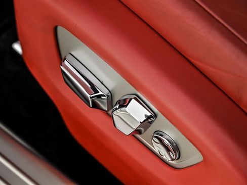 Used 2018 Rolls-Royce Wraith RWD image 25
