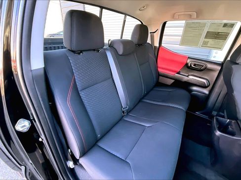 Certified 2021 Toyota Tacoma SR5 image 17