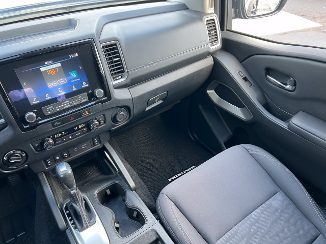 Used 2023 Nissan Frontier SV w/ SV Convenience Package AWD/4WD image 32