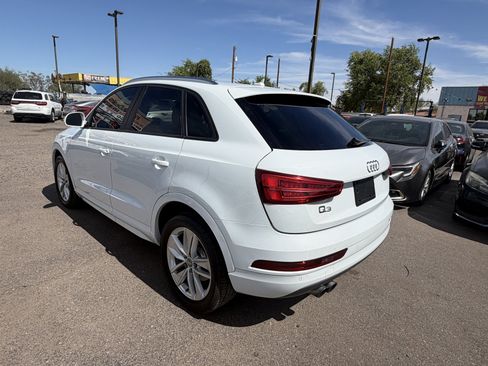 Used 2018 Audi Q3 2.0T Premium w/ Convenience Package FWD image 5