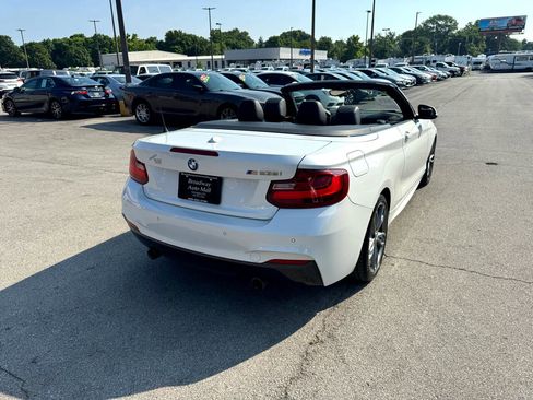 Used 2016 BMW M235i Convertible image 3