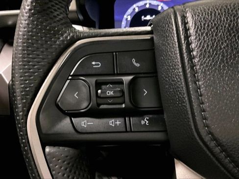 Certified 2024 Toyota Tacoma TRD Off-Road image 19