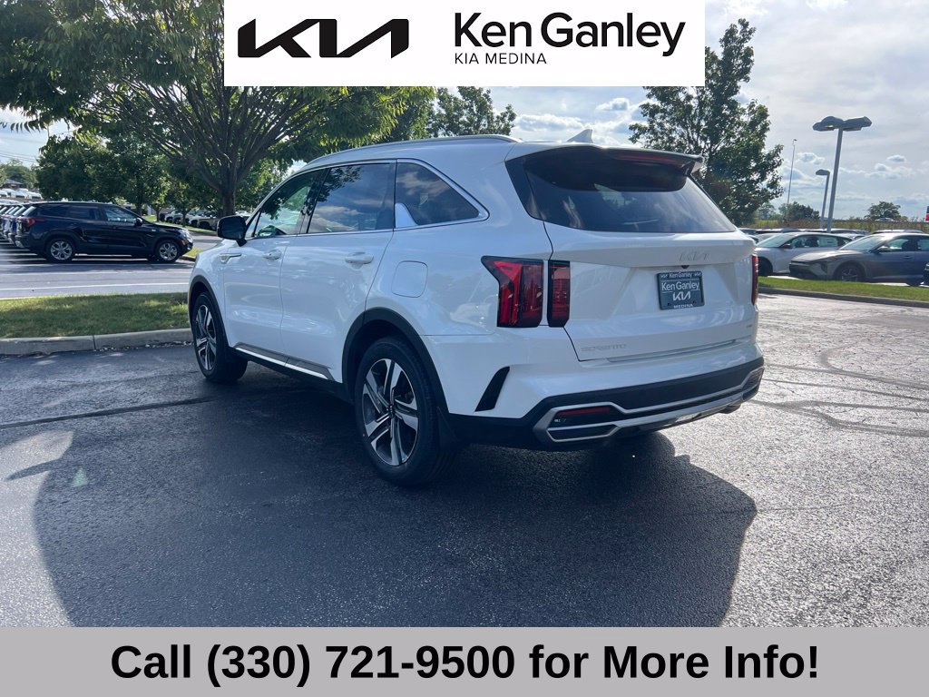 Certified 2023 Kia Sorento EX AWD/4WD image 14
