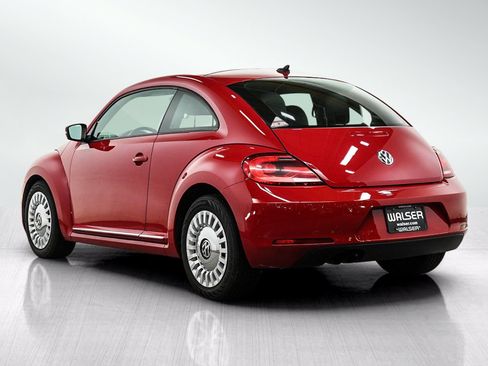 Used 2014 Volkswagen Beetle 1.8T FWD image 3