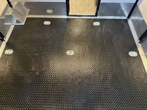 Used 2024 Ford E-450 and Econoline 450 Super Duty w/ Motorhome Prep Package image 72