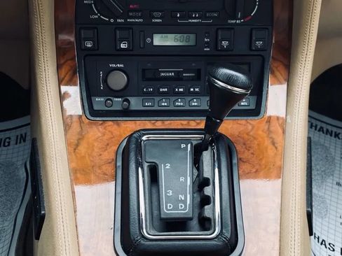 Used 1990 Jaguar XJ6 Sovereign image 13