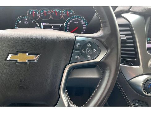 Used 2016 Chevrolet Suburban LTZ image 21