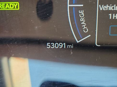 Used 2025 Toyota Camry SE FWD image 23