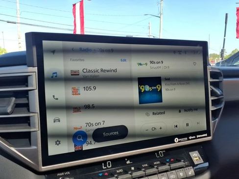 Used 2024 Toyota Tundra Limited w/ Power Package image 20