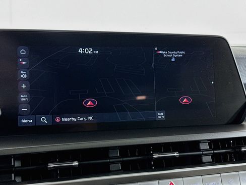 Used 2025 Kia Telluride S FWD image 22
