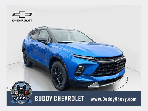 New 2026 Chevrolet Blazer LT w/ Convenience Package FWD image 1