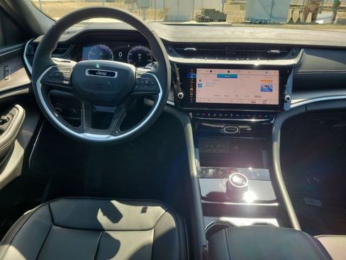 New 2026 Jeep Grand Cherokee L Limited w/ Limited Altitude Package RWD image 7