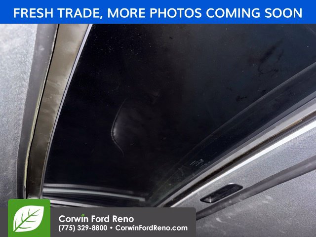 Used 2015 Dodge Challenger SRT w/ Technology Group RWD image 18