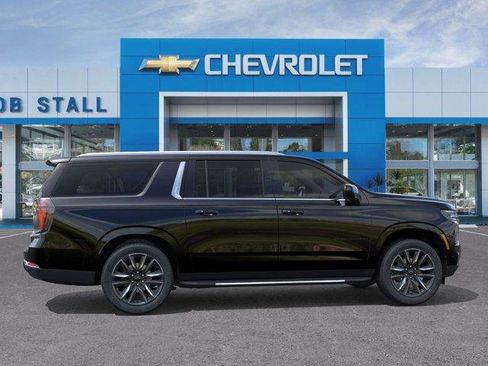 Used 2026 Chevrolet Suburban LS w/ LS Custom Edition RWD image 5