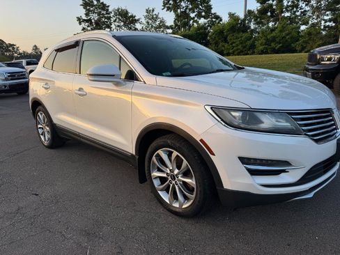 Used 2015 Lincoln MKC AWD w/ Equipment Group 101A Select image 12