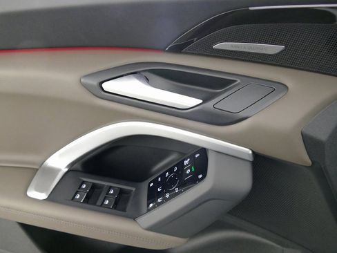 New 2025 Audi Q5 Premium Plus image 11