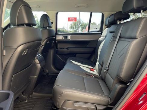 Used 2025 Hyundai Santa Fe XRT image 19