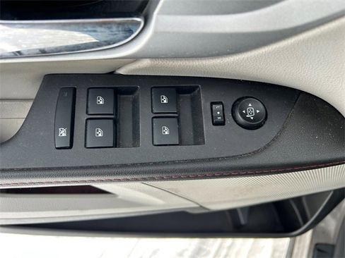 Used 2010 GMC Terrain SLE image 25