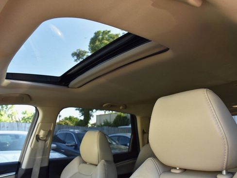 Used 2016 Acura MDX SH-AWD image 11