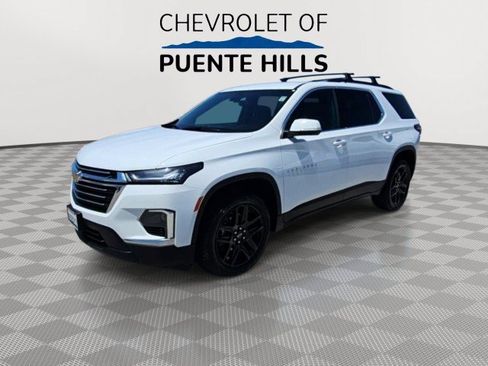 Used 2023 Chevrolet Traverse LT FWD image 4
