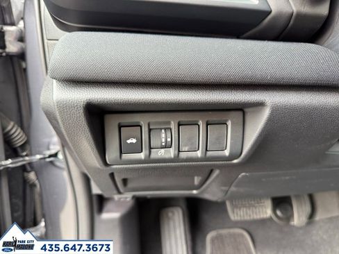 Used 2025 Subaru Legacy Premium AWD/4WD image 16