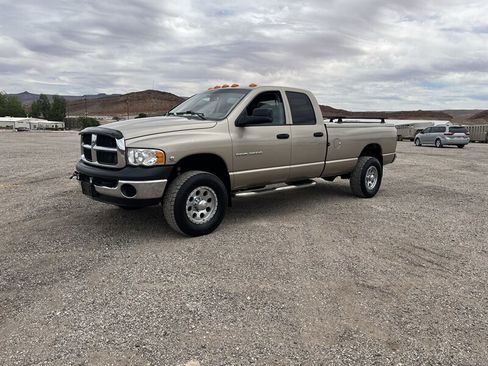Used 2003 Dodge Ram 2500 Truck ST AWD/4WD image 4