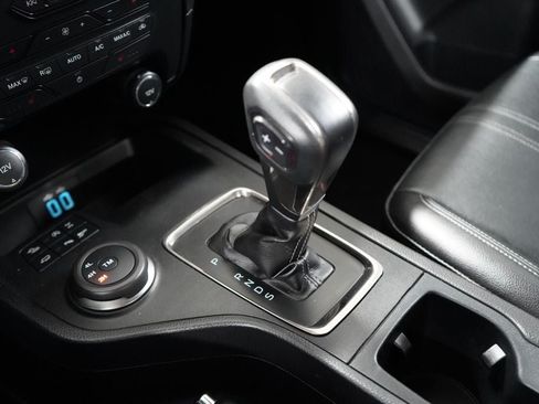Used 2019 Ford Ranger Lariat w/ Equipment Group 501A Mid AWD/4WD image 21