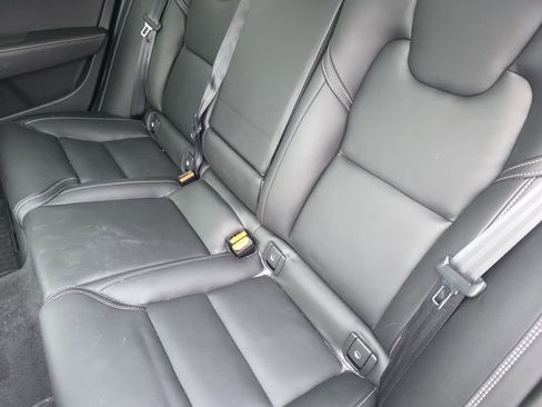 Used 2024 Volvo S90 B6 Ultimate w/ Protection Package Premier image 23