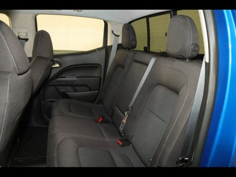 Used 2022 Chevrolet Colorado LT w/ LT Convenience Package image 28