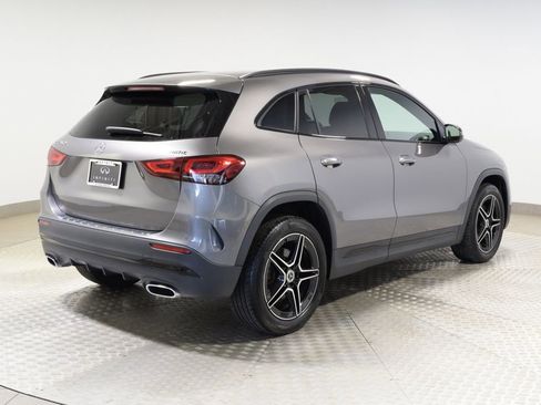 Used 2023 Mercedes-Benz GLA 250 4MATIC image 6