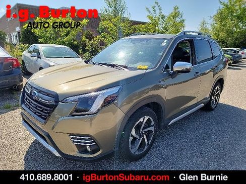 Used 2023 Subaru Forester Touring w/ Popular Package #3 AWD/4WD image 3