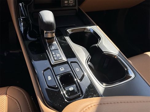 Used 2024 Lexus NX 250 FWD w/ Towing Package (2000 Lbs) image 54