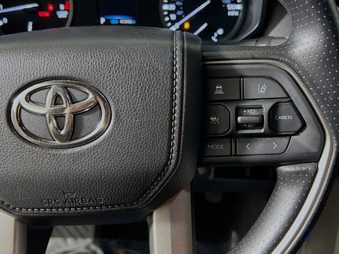 Used 2025 Toyota Tundra SR5 w/ SR5 Convenience Package RWD image 19