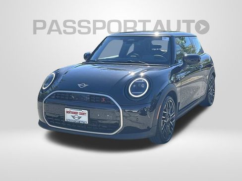 Used 2025 MINI Cooper S image 1