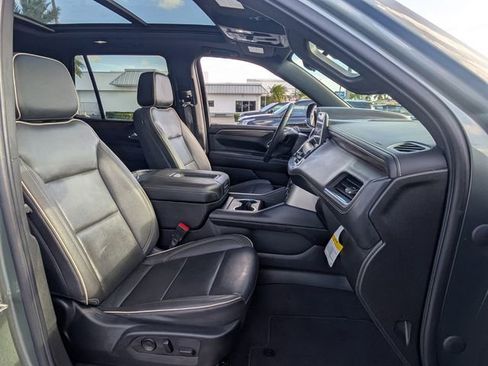 Used 2023 Chevrolet Tahoe Premier RWD image 17