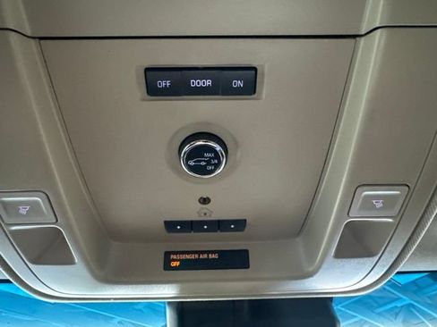 Used 2017 GMC Yukon Denali AWD/4WD image 53