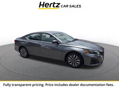 Used 2025 Nissan Altima 2.5 SV