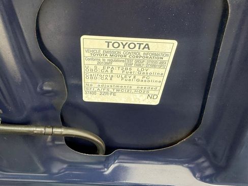 Used 2013 Toyota Corolla LE FWD image 43