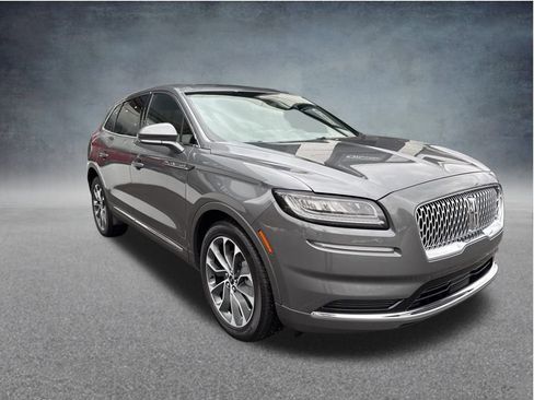 Used 2023 Lincoln Nautilus Reserve image 7